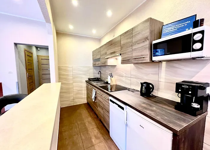 Apartment Przycup W Karkonoszach - Karkonoska Centrum Karkonosze Darmowy Parking Dla Gosci Apartamentu Karpacz